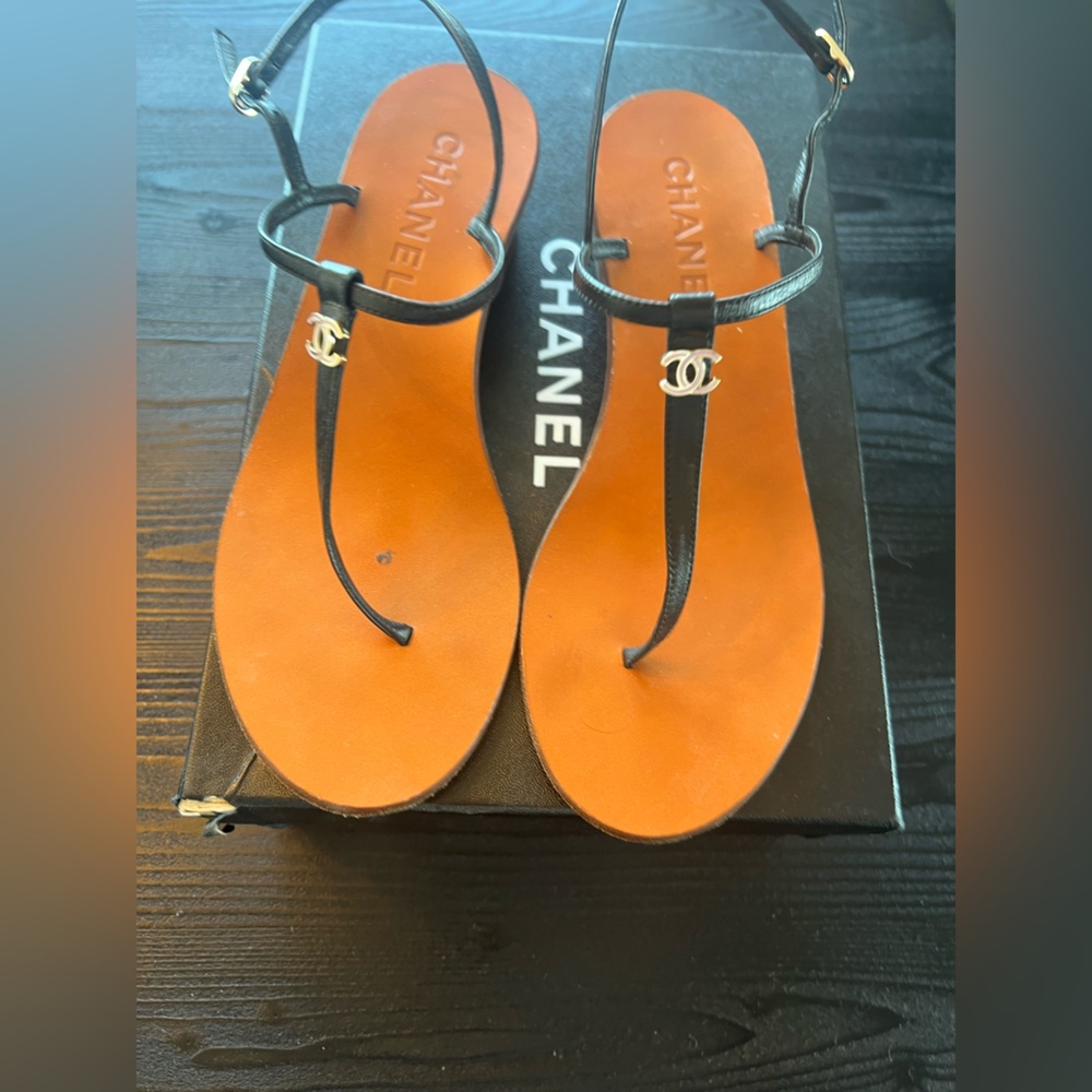 Chanel sandals - size 37. Black leather straps with small brown heel